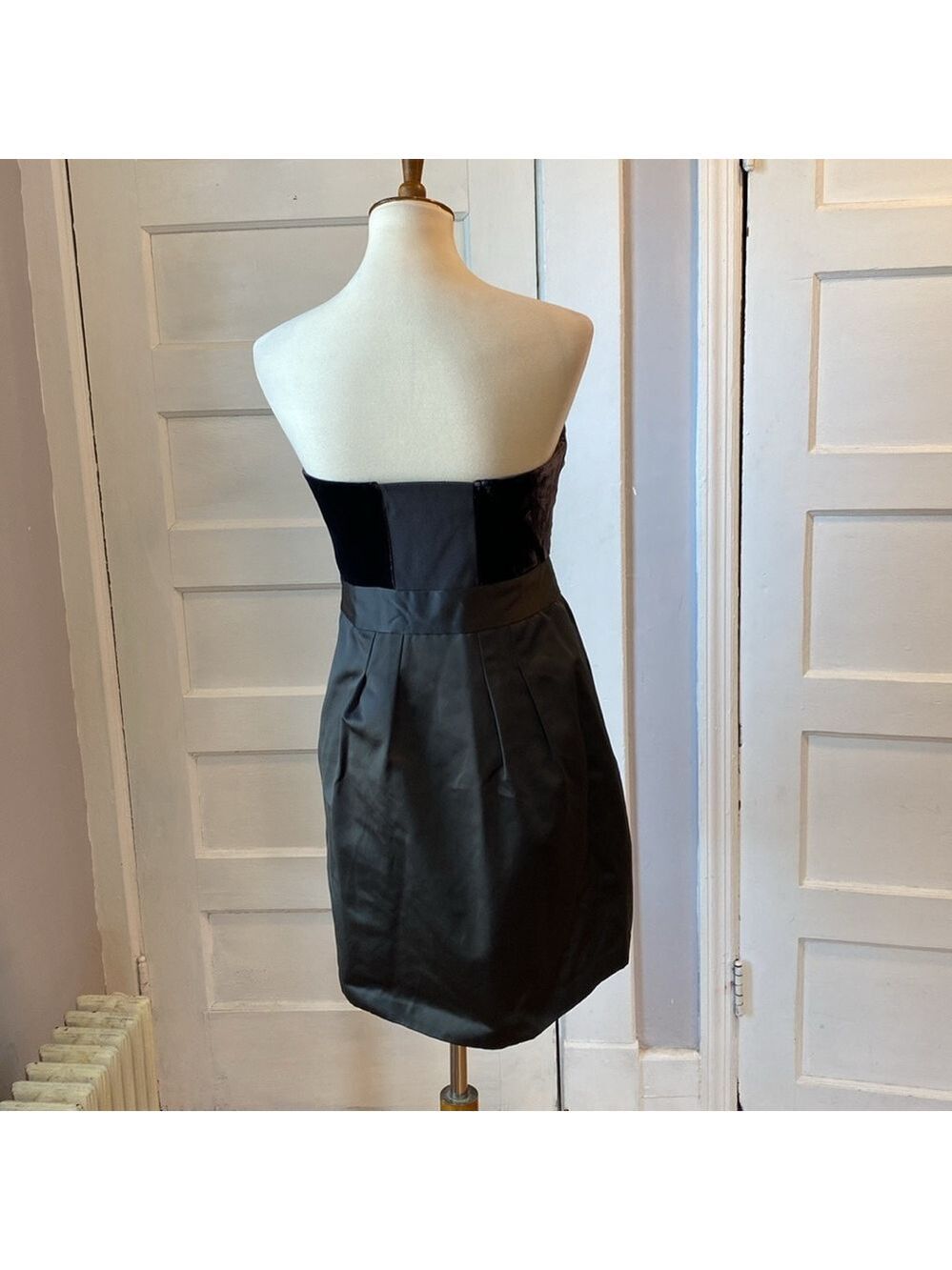 NWT Theory Chanesa Velvet & Silk Dark Brown Strapless Dress, Size 12 - Picture 6 of 17